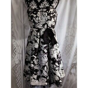 NW Collections Party Dress Spaghetti‎ Strap Lined Black/Ivory Size 12
